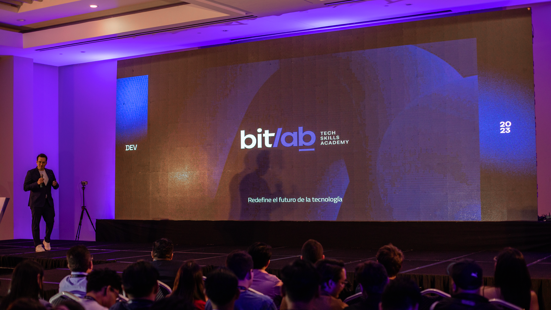 Bitlab launch at DevWeek 2023